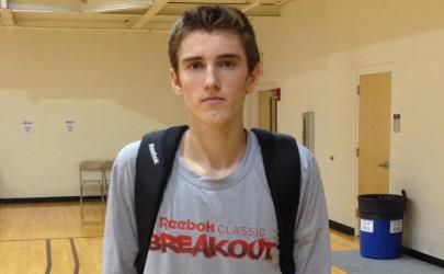 Desert Ridge High School's ultra-athletic and shifty 6-foot-3 senior guard point guard prospect Hunter Thomas had an excellent showing in this year's Arizona Preps Fall Showcase.  Thomas is among the top available guards prospects in the state.